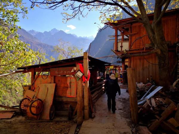 梅里雪山腳的世外桃源雨崩之旅第五天一一尼農峽谷 梅里雪山腳的世外桃源雨崩之旅第五天一一尼農峽谷