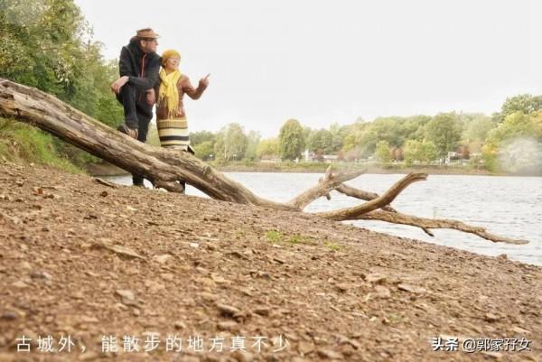 新冠疫情期間,自駕游來到德國艾弗爾山區,一箇中世紀古鎮 新冠疫情期間,自駕游來到德國艾弗爾山區,一箇中世紀古鎮