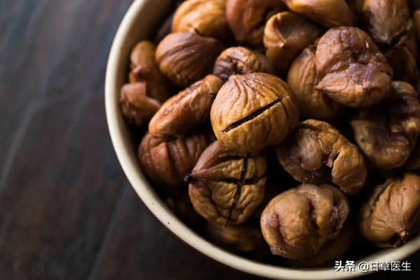 古話說&OpenCurlyDoubleQuote;熱水泡腳，勝吃補藥。&rdquo;