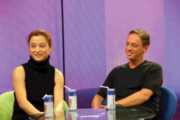 李玲玉的2段婚姻皆“被離婚”，34歲征服猶太富商，力破不合謠言