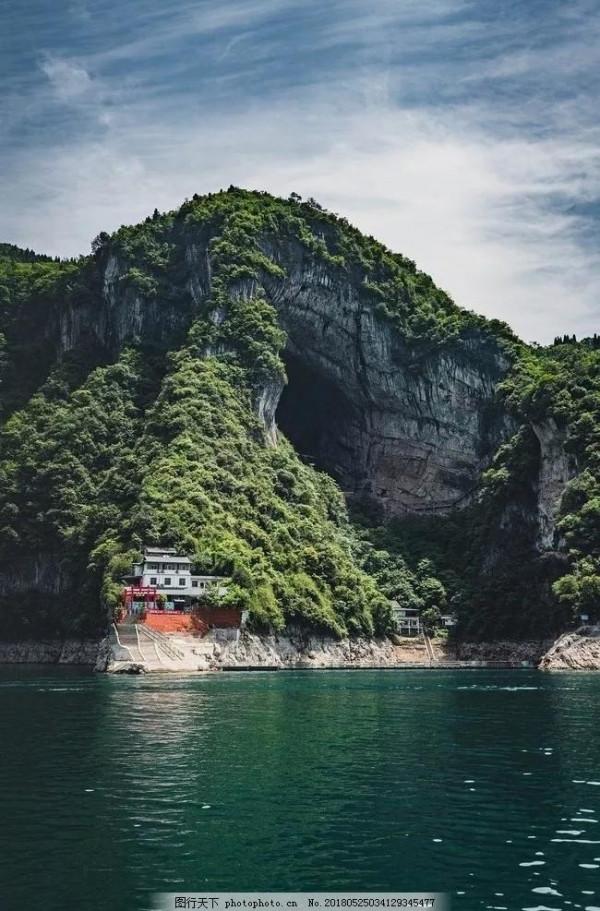 青山綠水，好風光