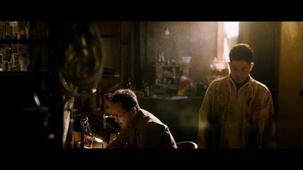 電影《無雙》的細節真夠細膩，張靜初演的阮文才是畫家，驚到了