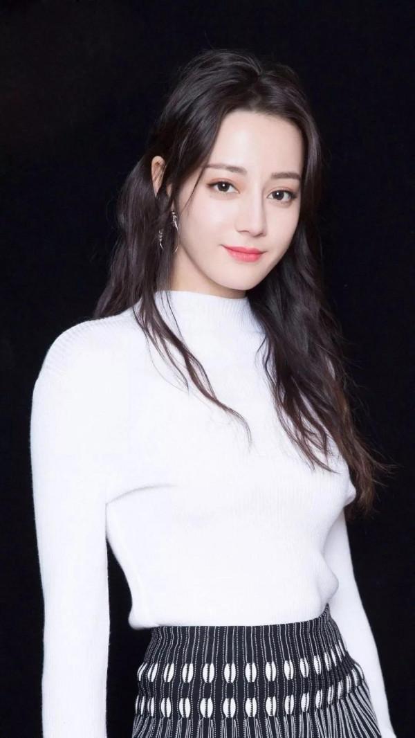 明星桌布迪麗熱巴桌布 明星桌布迪麗熱巴桌布