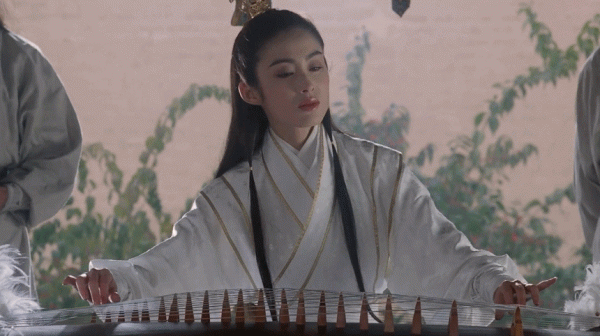 宣璐仿妝黎姿經典角色，被贊形神兼備，倚天走出多少經典造型？