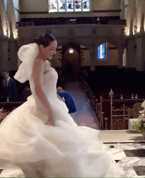 好萊塢女星最愛的設計師！紅毯之王仙女裙+銀河禮裙設計超耀眼