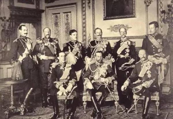 第一次世界大戰,更像是一群親戚打仗,那麼誰和誰是親戚? 第一次世界大戰,更像是一群親戚打仗,那麼誰和誰是親戚?