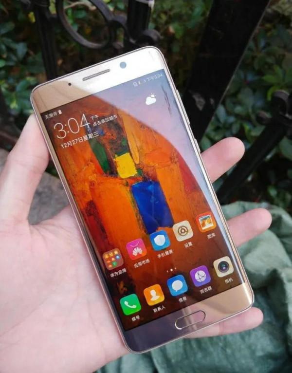 超級釘子戶手機，一機傳三代