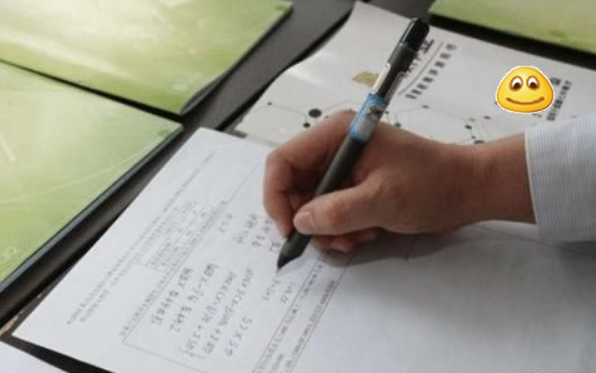 開學僅一週，00後女大學生瞞著父母退學，“主意正”叫人理解不了