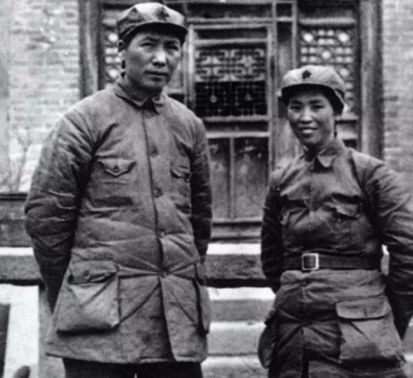 1976年，病重的毛主席給李敏做了一個手勢，大家沒明白是什麼意思