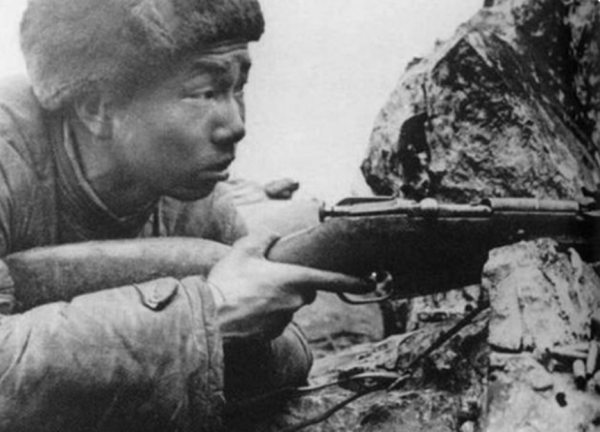 《狙擊手》原型是誰？說說世界排名前五的狙擊手