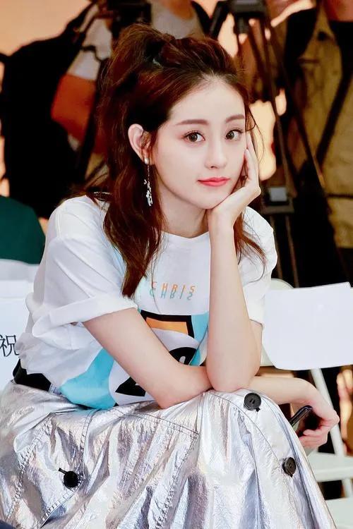 祝緒丹：寶藏女孩，仙氣十足，五官太精緻了