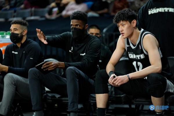 點燃隊險勝船長隊 曾凡博一記三分拿到3分2進攻板1助