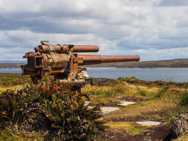 解放軍巡臺成常態，英國橫加指責；馬島主權紛爭，中國支援阿根廷