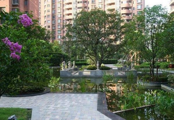 買一樓的人都很傻？資深售樓經理表示：有錢人都愛買一樓