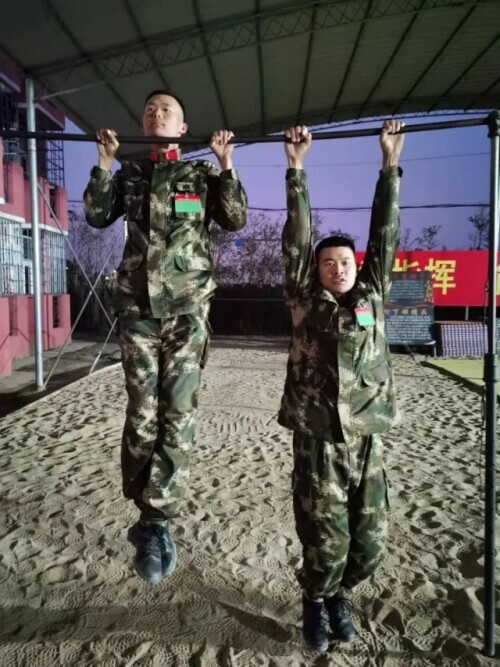 兩個月減40多斤，他為啥這麼拼？