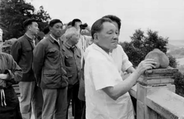 鄧小平罕見發怒:在香港連駐軍的權力都沒有,那還叫中國領土嗎? 鄧小平罕見發怒:在香港連駐軍的權力都沒有,那還叫中國領土嗎?