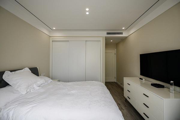 110㎡老房翻新,無主燈現代風帶來的簡潔與時尚 110㎡老房翻新,無主燈現代風帶來的簡潔與時尚