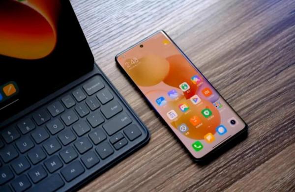 小米 Civi 你愛了嗎？