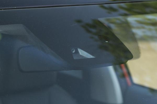 與標緻2008同平臺！頂配才10萬出頭的風神奕炫GS開起來怎麼樣？