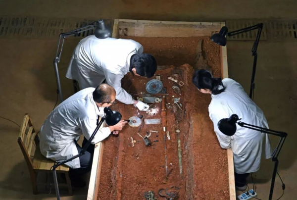 海昏侯大墓難以想象的奢侈!出土黃金千兩,出土銅錢就重達10噸 海昏侯大墓難以想象的奢侈!出土黃金千兩,出土銅錢就重達10噸