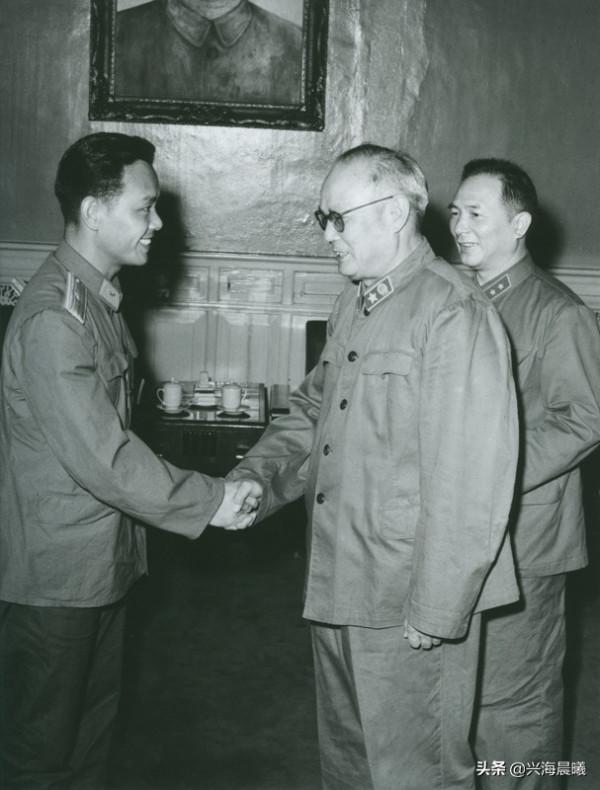 任職14年的軍委辦公廳主任是誰提名和推薦的? 任職14年的軍委辦公廳主任是誰提名和推薦的?