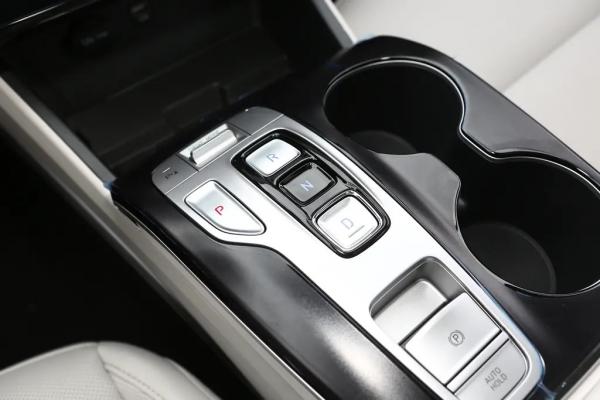 第五代途勝L:全系標配LED遠近光燈,軸距2755mm,16.18萬起售 第五代途勝L:全系標配LED遠近光燈,軸距2755mm,16.18萬起售