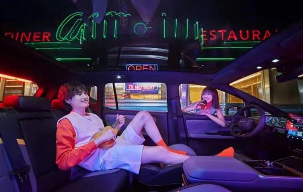 2022款AION Y上市，很潮流很智慧，售價僅為10.96萬起