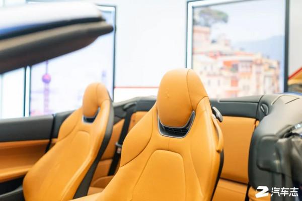 當法拉利和敞篷結合到一起時,看Portofino M就不能只看價格 當法拉利和敞篷結合到一起時,看Portofino M就不能只看價格