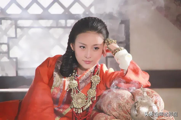 把6位演阿朱的女星顏值，放在一起看，差別就出來了