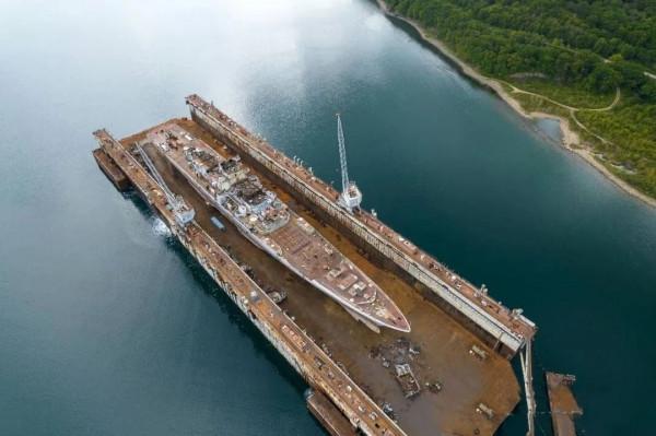 “拉扎耶夫海軍上將”號解體照片 成為“基洛夫”級最早拆除的一艘 “拉扎耶夫海軍上將”號解體照片 成為“基洛夫”級最早拆除的一艘