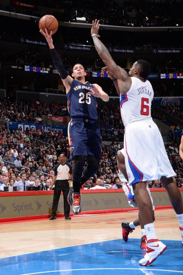 不理解啊,他是NBA第一臨時工,單場41+6+4,卻為何3年被棄6次 不理解啊,他是NBA第一臨時工,單場41+6+4,卻為何3年被棄6次