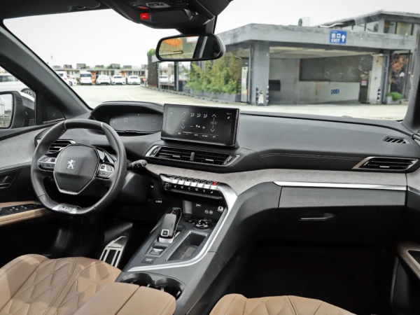 愛信8AT+“神級”底盤，超高顏值合資SUV開過一次就愛上