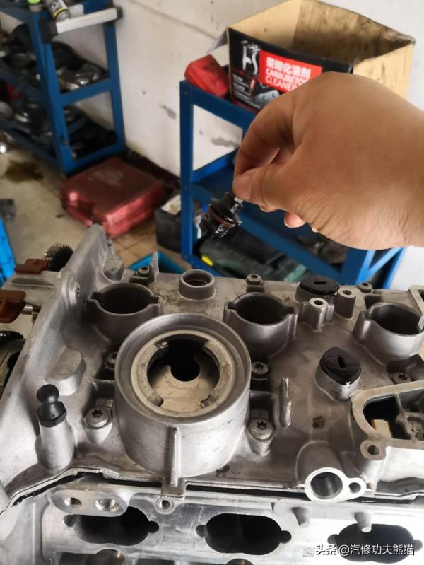 上海大眾途觀燒機油的無奈，換過五個廢氣閥三個透氣壺，今朝解決