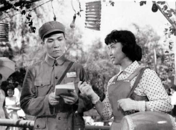 《霓虹燈下的哨兵》趙大大，與曹銀娣離婚後，袁嶽孤獨走完餘生？