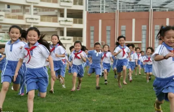在岳陽養一個孩子到底要花好多錢?反正你的一套房子沒了… 在岳陽養一個孩子到底要花好多錢?反正你的一套房子沒了…