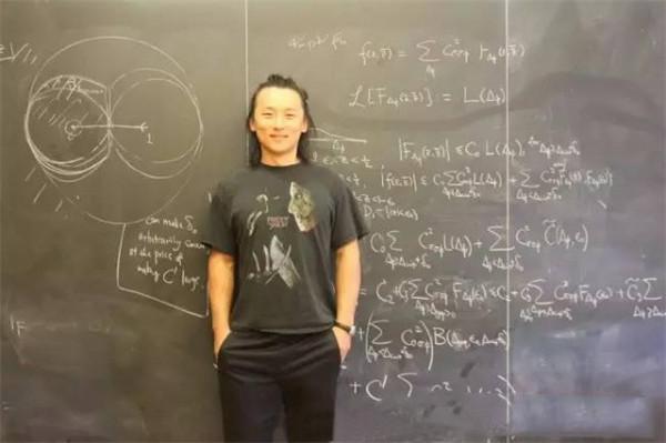 中科大“神童”尹希:立誓學成歸來後報國,結果卻加入了美國國籍 中科大“神童”尹希:立誓學成歸來後報國,結果卻加入了美國國籍