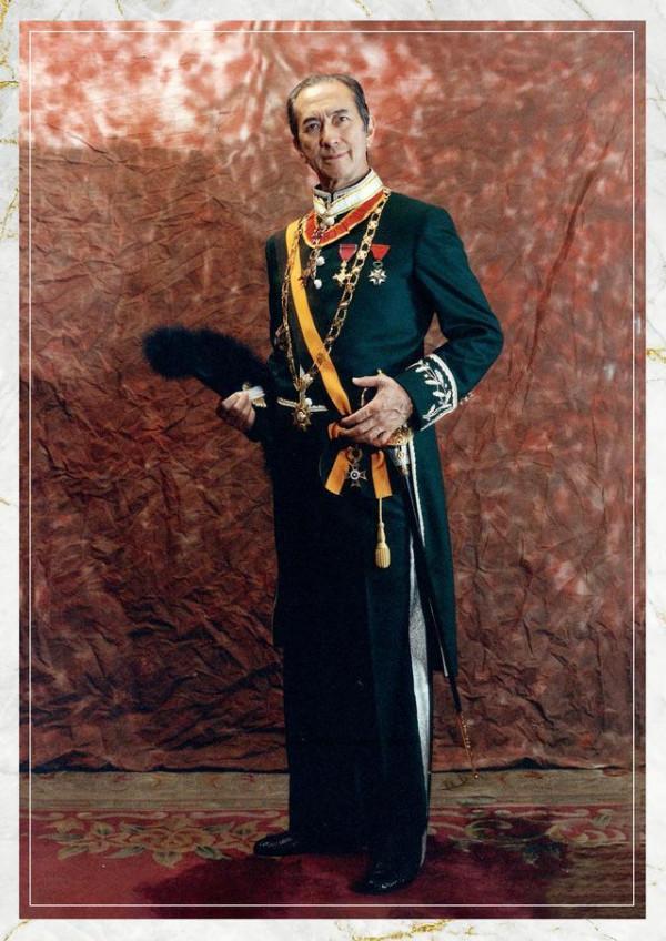 賭王四姨太14歲父親去世，讀書不多野心大，29歲嫁68歲賭王賭對了