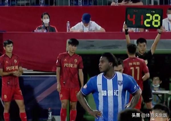 3-1!中甲黑馬踢瘋了,強勢升第2,衝超希望大增!榮昊替補送助攻 3-1!中甲黑馬踢瘋了,強勢升第2,衝超希望大增!榮昊替補送助攻