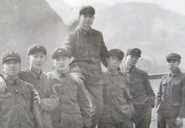 1983年鐵道兵被撤銷，司令員和政委都是開國上將，他們去哪裡了？