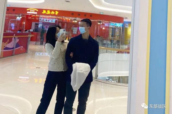 太幸福！女警官5年追愛男軍官