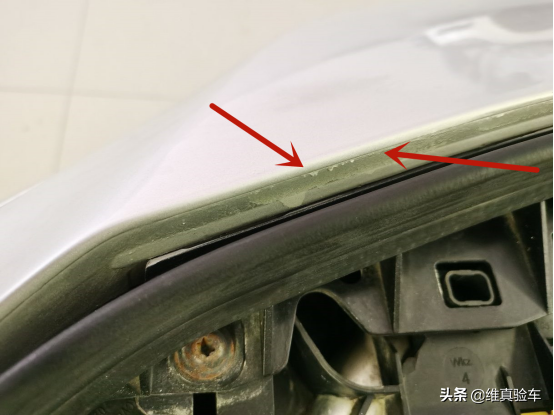 7年車齡的賓士CLA貶值20多萬,白色車身在檢測師眼中逐漸“變黑” 7年車齡的賓士CLA貶值20多萬,白色車身在檢測師眼中逐漸“變黑”