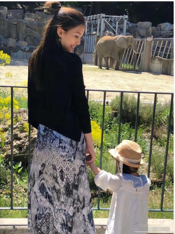 家花不如野花香？王力宏想什麼呢，李靚蕾顏值不碾壓by2妹妹？