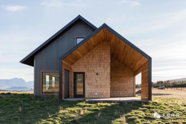風景與陽光在屋裡匯合，原野中的 Haus III木屋住宅