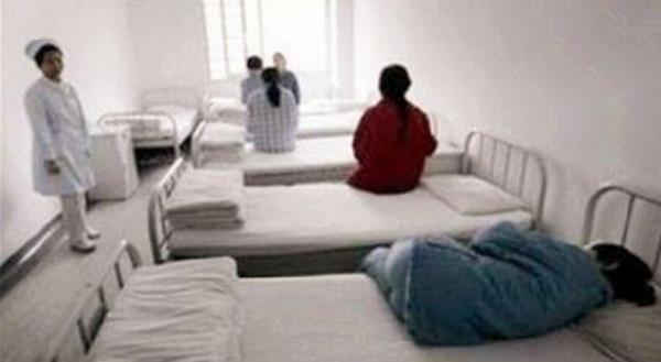 鄒宜均：因30萬被母親2次送入精神病院，得救後釋然，剃度出家