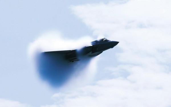 美國成功測試 F-35A戰機投擲核彈會帶來什麼