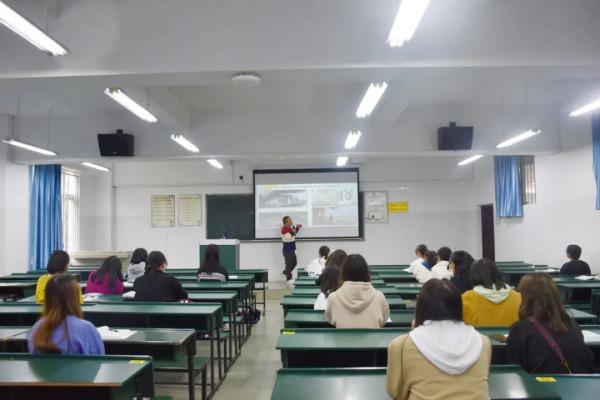 【旅院聚焦】啊~~!剛做完核酸檢測,我又體驗了一把新科技…… 【旅院聚焦】啊~~!剛做完核酸檢測,我又體驗了一把新科技……