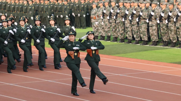 這場閱兵式！燃！