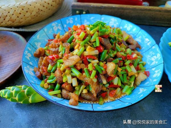 11月，這鹼性菜要多吃，才3元一把，冷天暖身又暖胃，炒肉特好吃