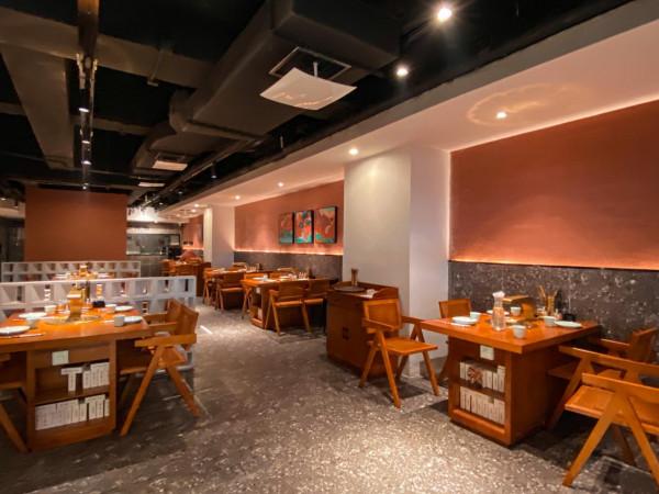 紫薇路上排隊都要吃的朝鮮烤肉！大口吃肉大口喝酒，全都安排上