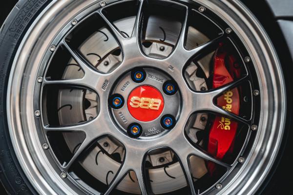 賓士A35L改BBS LMR輪轂 碳纖維內飾板